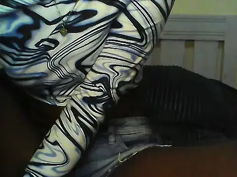 SweetSally54 online show from June 12, 2026, 8:41 pm