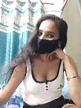 Amrita Thakur01 online show from June 8, 2026, 5:35 pm