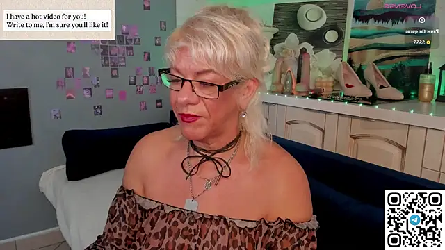 Anna Coolidge online show from June 28, 2026, 1:11 am