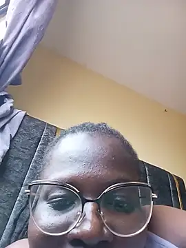 munyyypoo online show from July 6, 2026, 3:03 pm