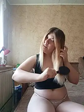 Snapshot of -baby_eva- chatting on July 3, 2026, 12:33 pm -baby eva- online show from July 3, 2026, 12:33 pm