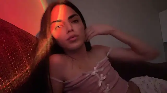 MarlyJess online show from May 31, 2026, 4:47 pm