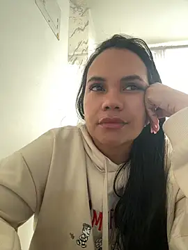 NoahJade online show from July 8, 2026, 10:03 pm