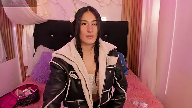 Snapshot of Sara_Sweet03 chatting on July 4, 2026, 6:47 pm Sara Sweet03 online show from July 4, 2026, 6:47 pm