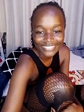 Snapshot of Ebonybliss_ chatting on July 3, 2026, 9:10 pm Ebonybliss online show from July 3, 2026, 9:10 pm
