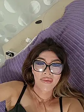 JessicaNichols  online show from July 3, 2026, 3:51 pm