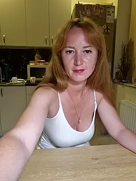 AnissaDolll online show from June 19, 2026, 7:50 pm