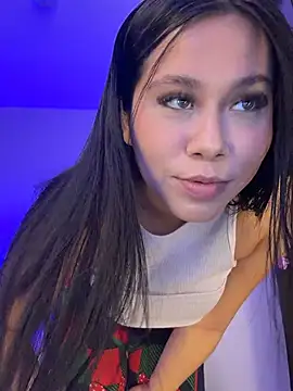 Snapshot of JuliettaSantori chatting on June 5, 2026, 2:29 am JuliettaSantori online show from June 5, 2026, 2:29 am
