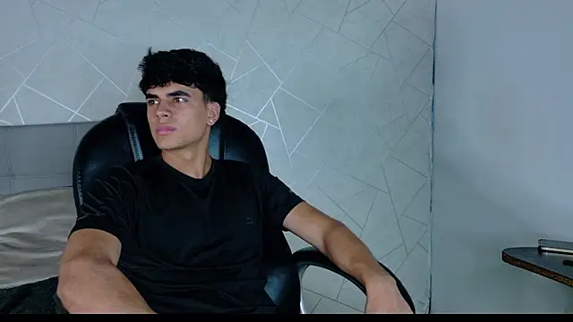 Toji ferrer online show from July 31, 2026, 8:52 pm