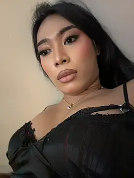 Snapshot of hugecock_tamira chatting on July 1, 2026, 9:58 pm hugecock tamira online show from July 1, 2026, 9:58 pm