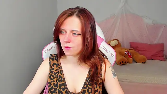 FreyaVeys online show from June 28, 2026, 5:13 am