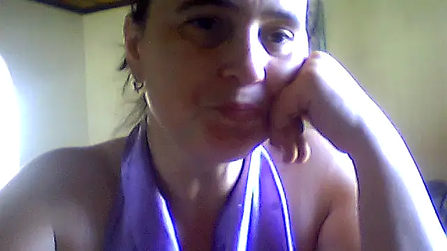 AniaCool77 online show from June 9, 2026, 5:41 am