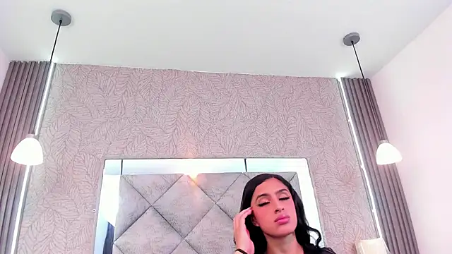 Snapshot of LilithDesire_ chatting on June 25, 2026, 7:07 pm LilithDesire online show from June 25, 2026, 7:07 pm