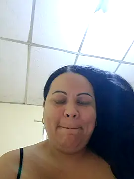 Snapshot of Latimida chatting on July 11, 2026, 8:22 pm Latimida online show from July 11, 2026, 8:22 pm