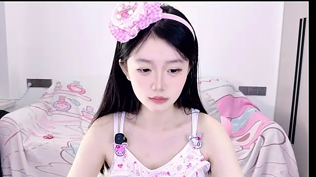 KylinKylin online show from June 16, 2026, 2:30 pm