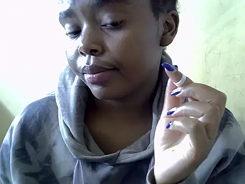 Snapshot of prettydomina chatting on June 25, 2026, 2:21 pm prettydomina online show from June 25, 2026, 2:21 pm