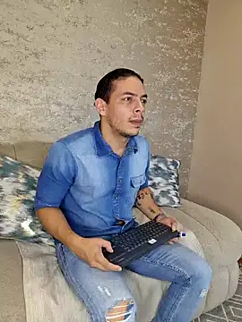 OliverWyse online show from June 16, 2026, 12:46 am