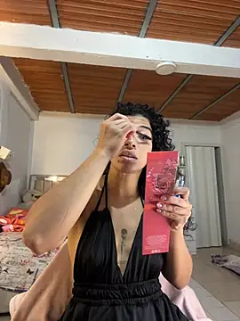 Miily 0 online show from June 27, 2026, 4:06 am