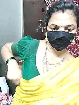 Snapshot of Leela_555 chatting on July 1, 2026, 11:48 pm Leela 555 online show from July 1, 2026, 11:48 pm