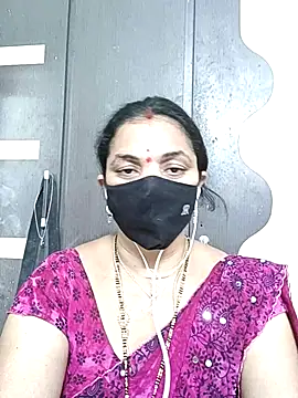 Snapshot of Leela_555 chatting on July 12, 2026, 3:58 pm Leela 555 online show from July 12, 2026, 3:58 pm