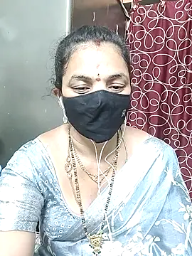 Snapshot of Leela_555 chatting on July 16, 2026, 10:43 am Leela 555 online show from July 16, 2026, 10:43 am