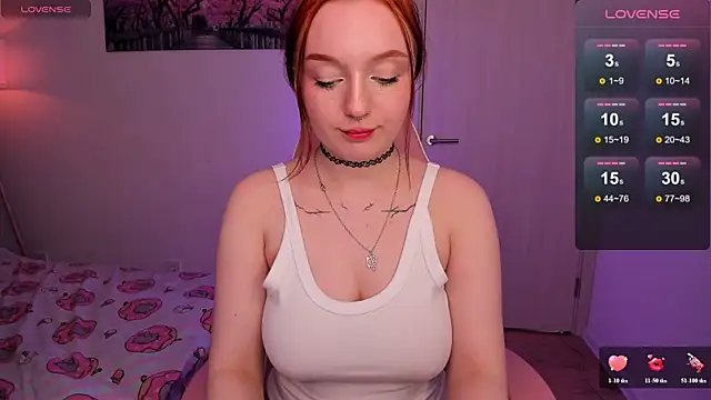 ElaraHex online show from June 25, 2026, 8:02 pm