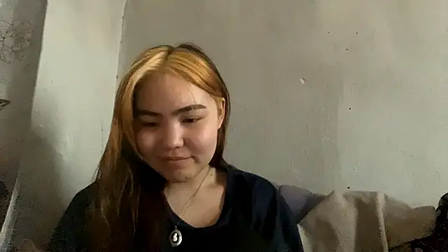 Snapshot of Molly_Teddy chatting on June 11, 2026, 8:12 am Molly Teddy online show from June 11, 2026, 8:12 am