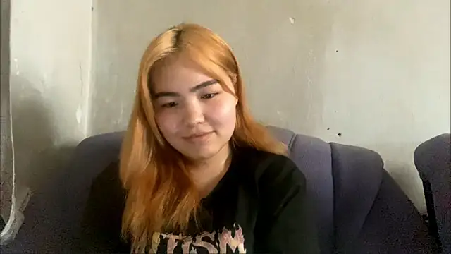 Snapshot of Molly_Teddy chatting on June 26, 2026, 10:08 am Molly Teddy online show from June 26, 2026, 10:08 am