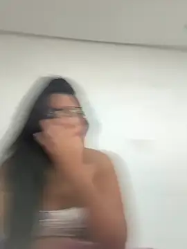 Eumileninha online show from May 27, 2026, 1:52 pm