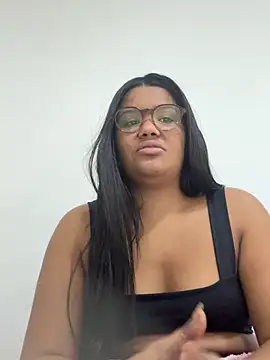 Eumileninha online show from May 29, 2026, 4:49 pm