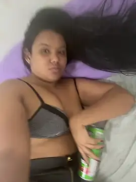 Eumileninha online show from July 11, 2026, 7:16 pm