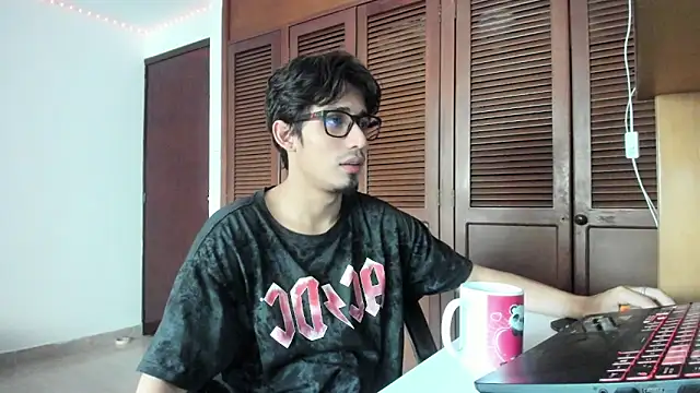 SrIncognito666 online show from June 18, 2026, 11:03 am