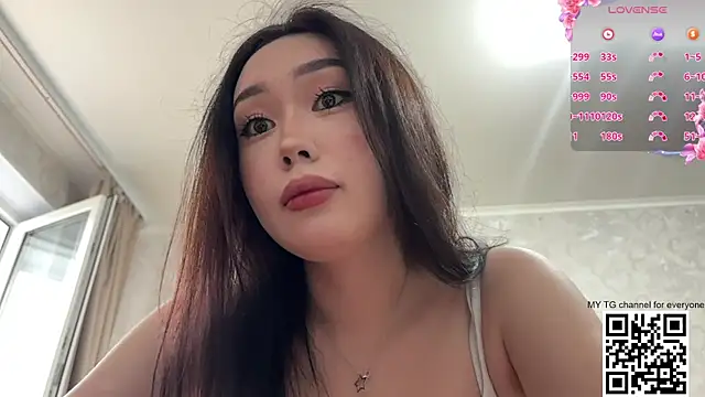 LilowNax online show from June 29, 2026, 2:06 pm