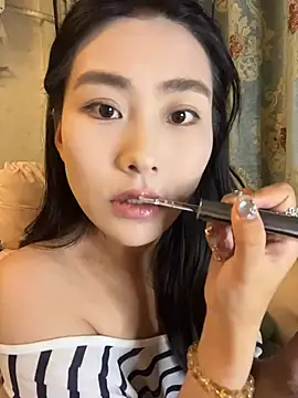 zhenzhen-888 online show from August 4, 2026, 3:14 pm