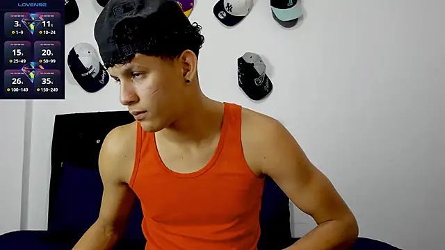 theo bigcock  online show from June 24, 2026, 7:02 pm
