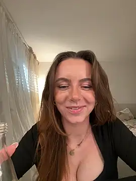 Cherry-Bean online show from June 17, 2026, 6:09 pm