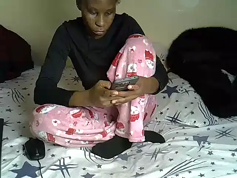 Snapshot of Sexxymir_ chatting on June 3, 2026, 6:13 pm Sexxymir online show from June 3, 2026, 6:13 pm