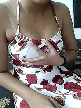  Hornybabe online show from June 18, 2026, 1:59 pm