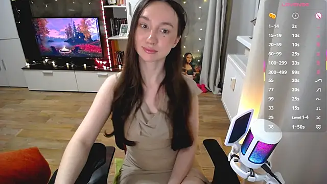 Maryana Ro online show from June 7, 2026, 9:18 pm