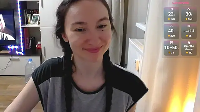Maryana Ro online show from July 8, 2026, 10:03 pm