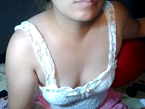Snapshot of Jin-Linh chatting on July 1, 2026, 6:40 pm Jin-Linh online show from July 1, 2026, 6:40 pm