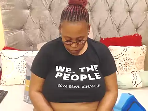 sexychubbypussyx online show from June 12, 2026, 11:53 am