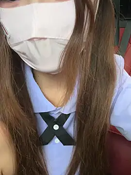 kkkkiiii-42 online show from July 9, 2026, 9:24 am