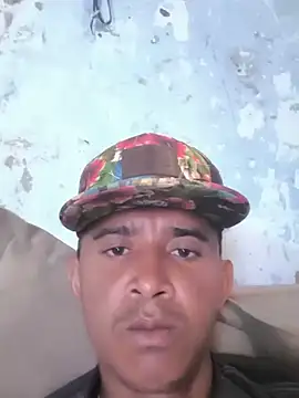 DOUGLAS-santos30 online show from June 9, 2026, 2:06 pm