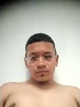 -Moreno  Hot online show from May 31, 2026, 6:09 pm