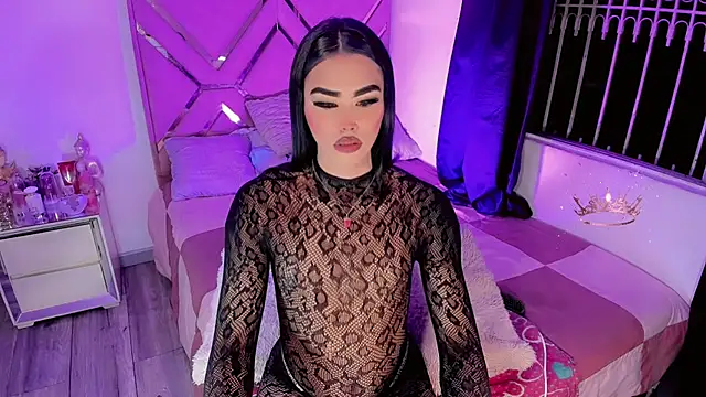 dayana sweetx online show from July 17, 2026, 10:00 am