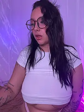 mari bloom online show from June 19, 2026, 9:29 pm