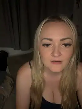 Snapshot of Alex-Blond chatting on July 1, 2026, 8:08 pm Alex-Blond online show from July 1, 2026, 8:08 pm