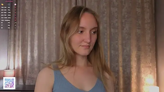 JenevaLitalien online show from July 12, 2026, 3:36 pm