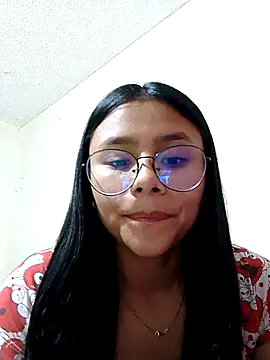Sofielovee-01 online show from July 15, 2026, 2:17 am